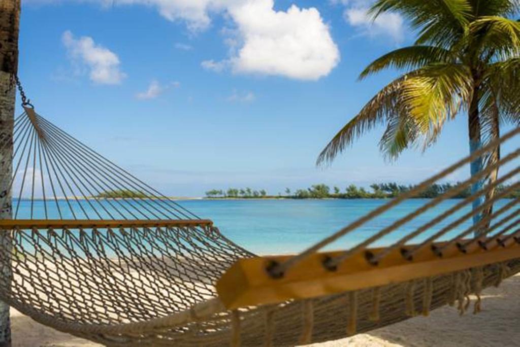 ホテル Rosewood Baha Mar ナッソー 部屋 写真